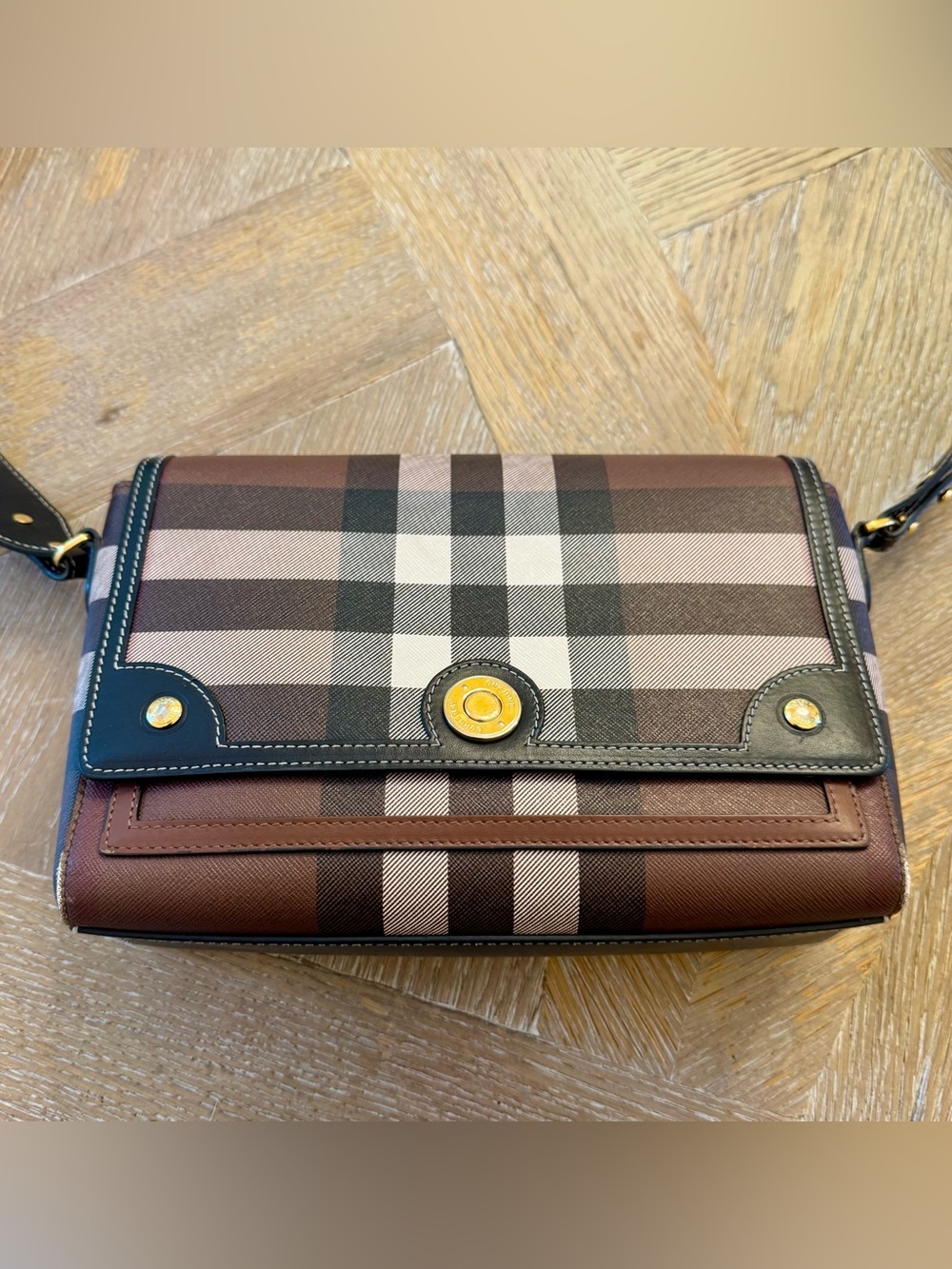 Burberry Note Giant Check E-Canvas Crossbody Bag - Picture 4 of 14